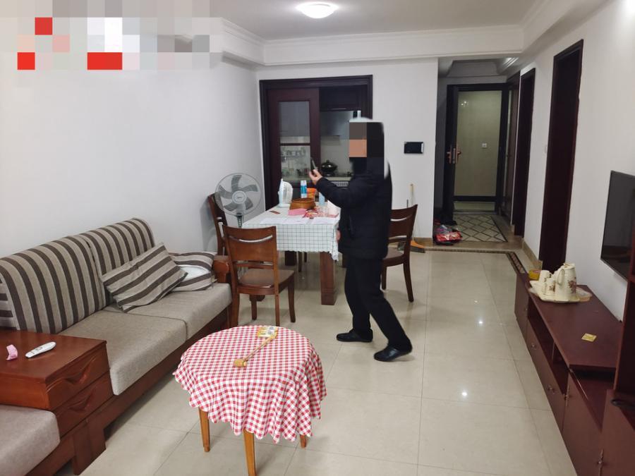 中海國(guó)際社區(qū)一期（中海江御名園）法拍房一期金楠街3、4棟2203號(hào)