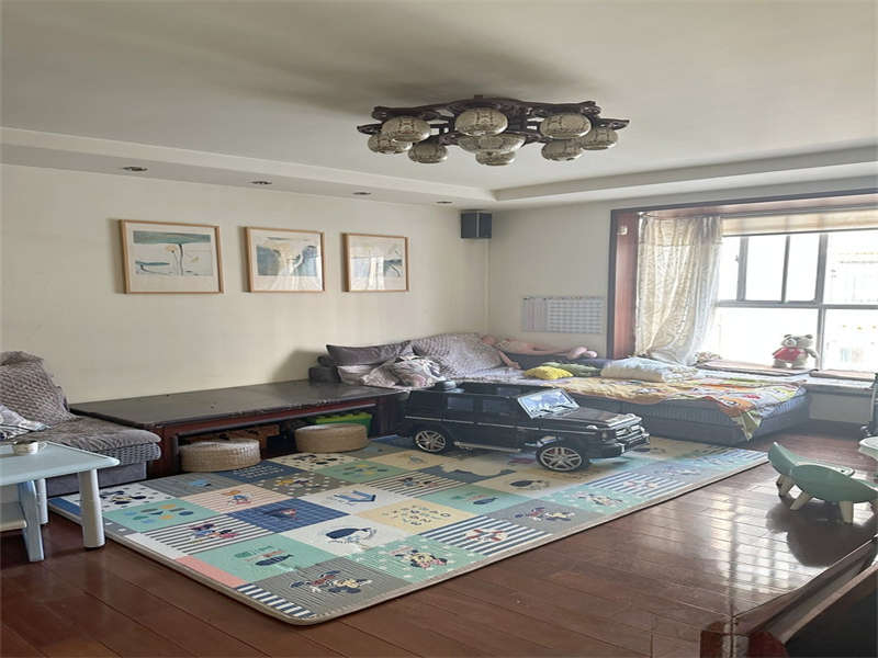 惠澤園法拍房A1，A2，B1，B2棟504號(hào)及其室內(nèi)家具家電物品